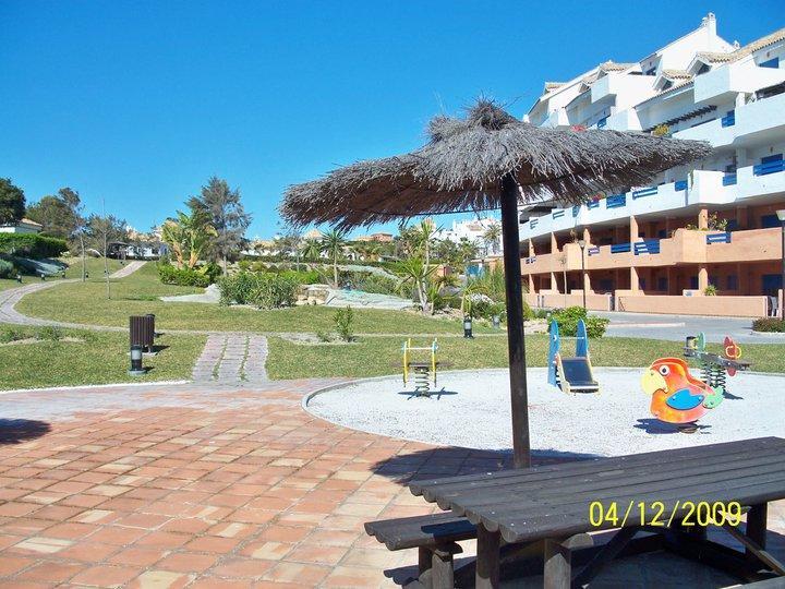 Duquesa Suite And Golf With A Spectacular Sea View 마닐바 외부 사진