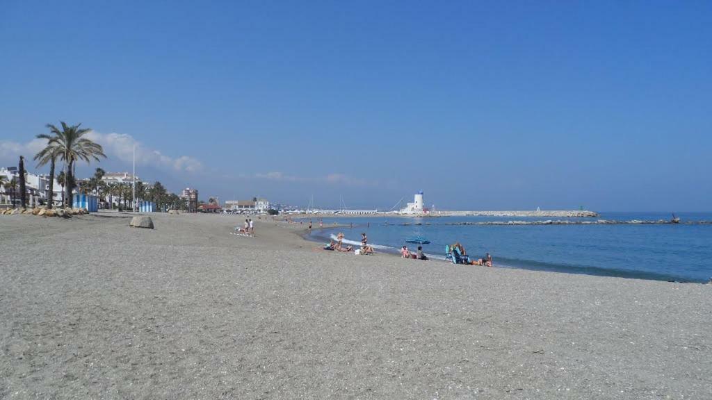 Duquesa Suite And Golf With A Spectacular Sea View 마닐바 외부 사진